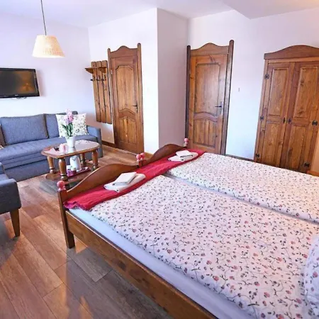 Couette-café Gosciniec Malinowka 3*