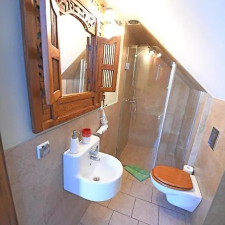 Gosciniec Malinowka 3* Krzeszna