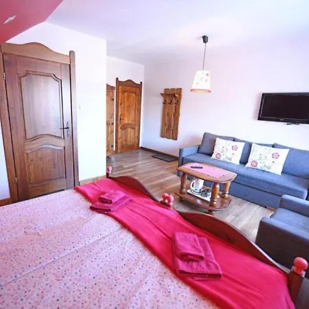 فندق مبيت وإفطار Gosciniec Malinowka Krzeszna