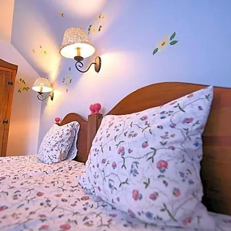 Gosciniec Malinowka Bed & Breakfast Krzeszna