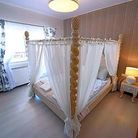 Gosciniec Malinowka 3*