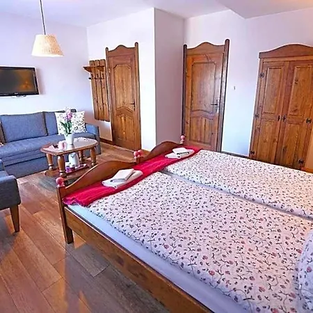Gosciniec Malinowka 3*