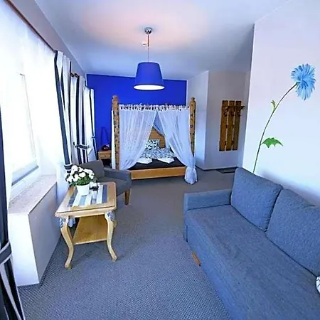 Bed & Breakfast Gosciniec Malinowka Krzeszna