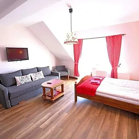 Gosciniec Malinowka Bed & Breakfast Krzeszna